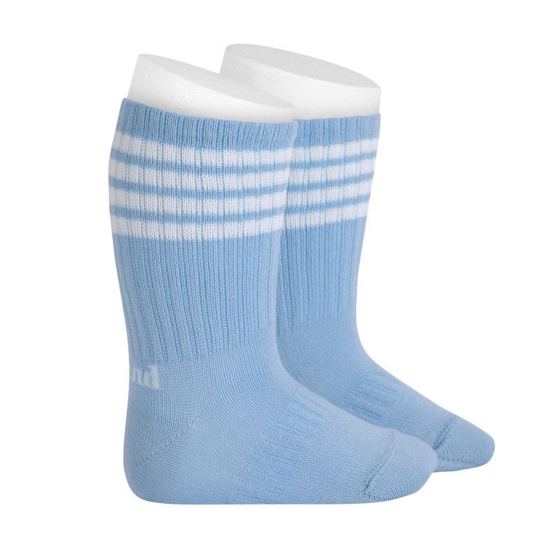 Calcetines altos deportivos de canalé con rayas 