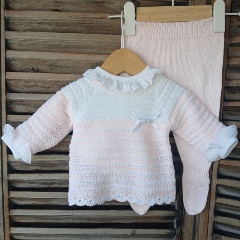 Conjunto Moya primeras posturas