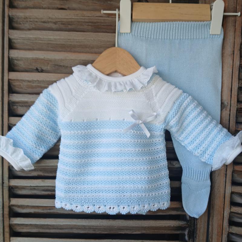 Conjunto Moya primeras posturas