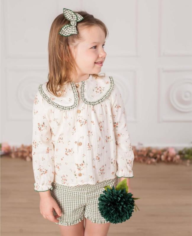 Conjunto niña camisa y pantalón corto 