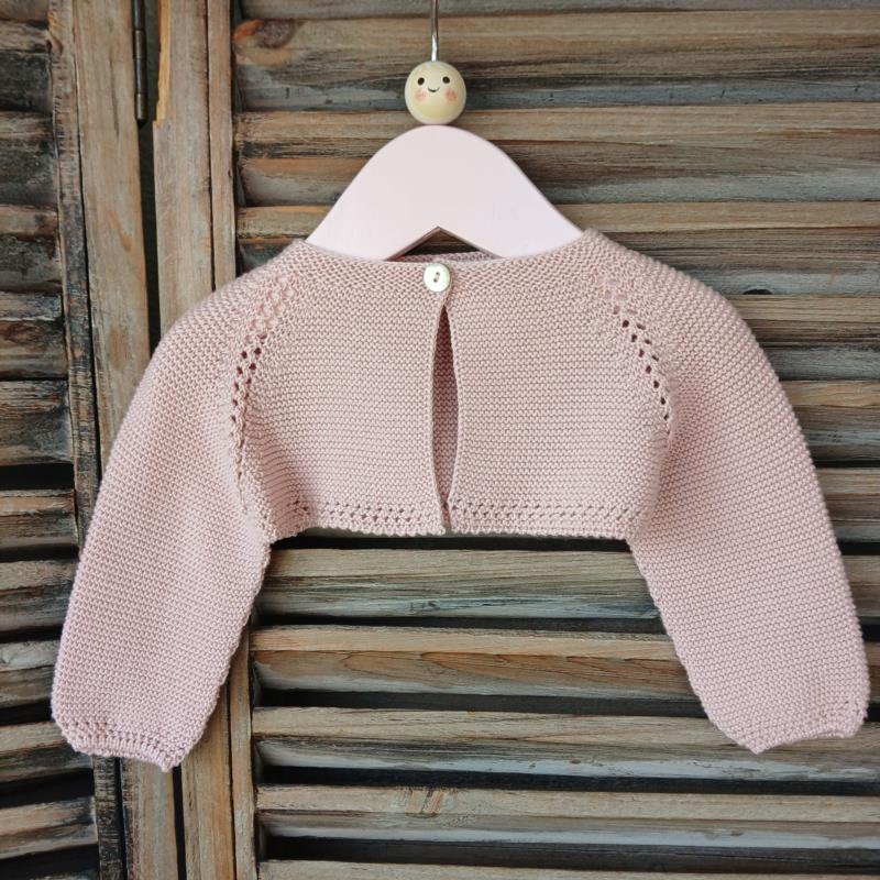 CHAQUETA CORTA CALADA HOMBROS